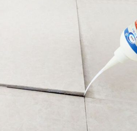 万宁瓷砖空鼓维修公司分享卫生间瓷砖脱落的原因可能有以下几点